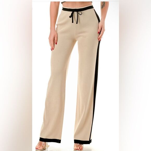 TWO PIECE LOUNGE SET - Picture 3 of 11